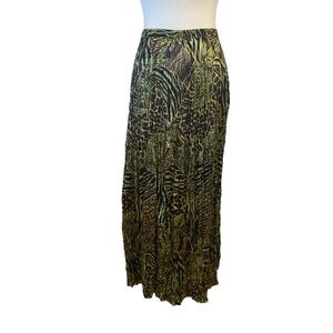 TTC The Travel Collection Vintage Green Animal Print Stretch Maxi Skirt